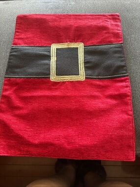 Red Velvet Santa Belt Holiday Table Runner (70 Inches)
